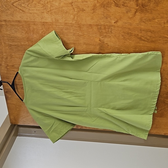 Scrubs - Picture 2 of 4